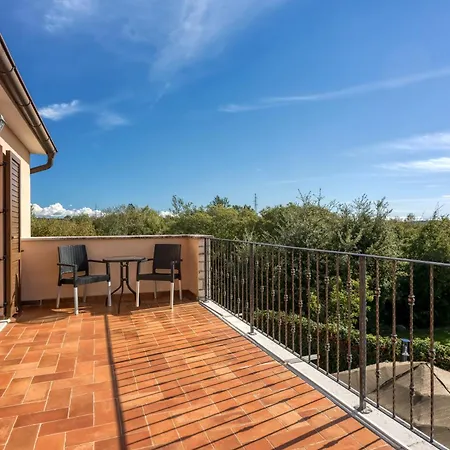 Villa With Pool In Croatia Vrsar Gradina (Vrsar)