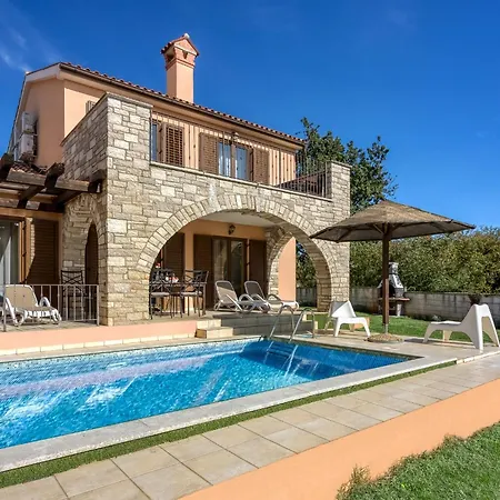 With Pool In Croatia Vrsar Villa