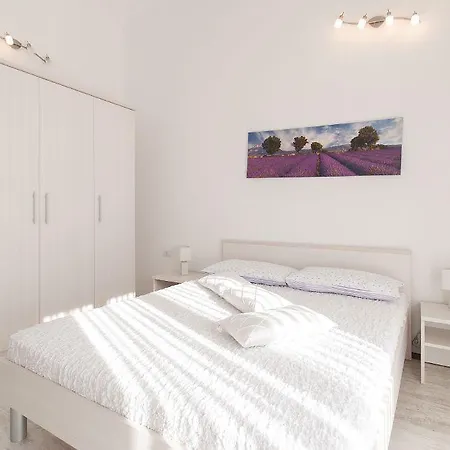 Villa With Pool In Croatia Vrsar Gradina (Vrsar)